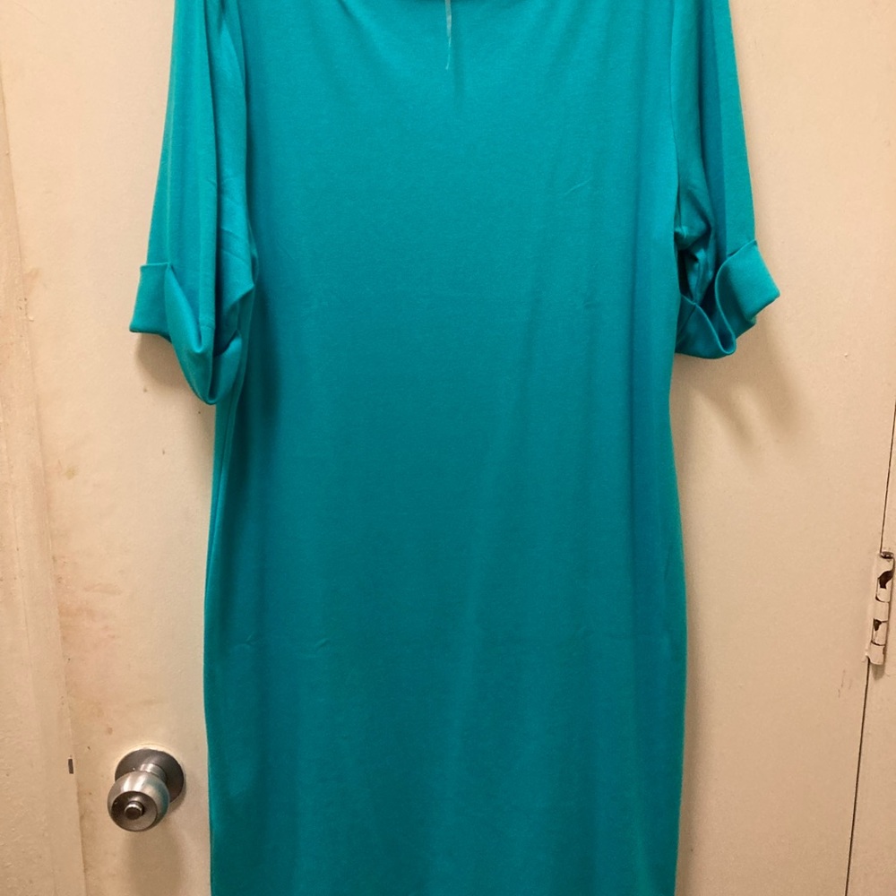Shift dress with rolled shirt sleeves